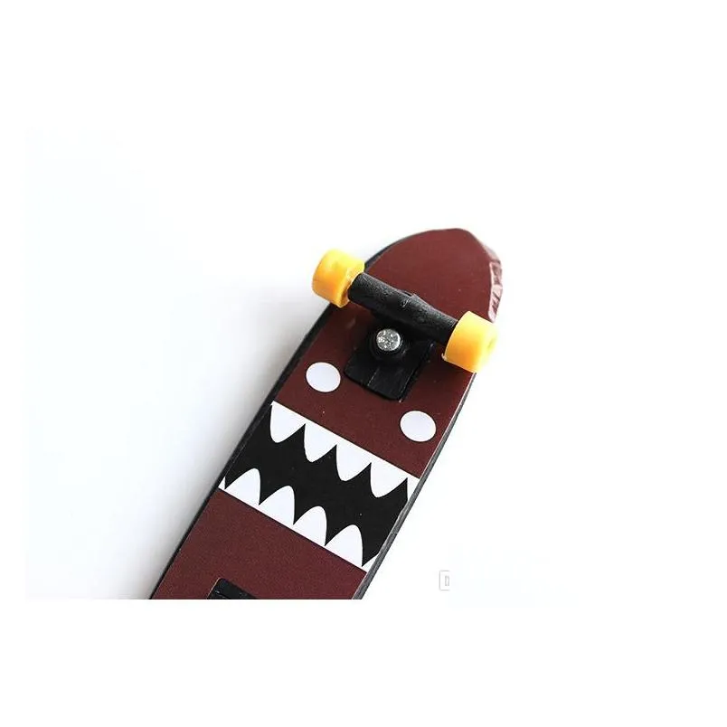 mini finger boards skate truck print professional plastic stand fingerboard skateboard finger skateboard for kid toy children gift