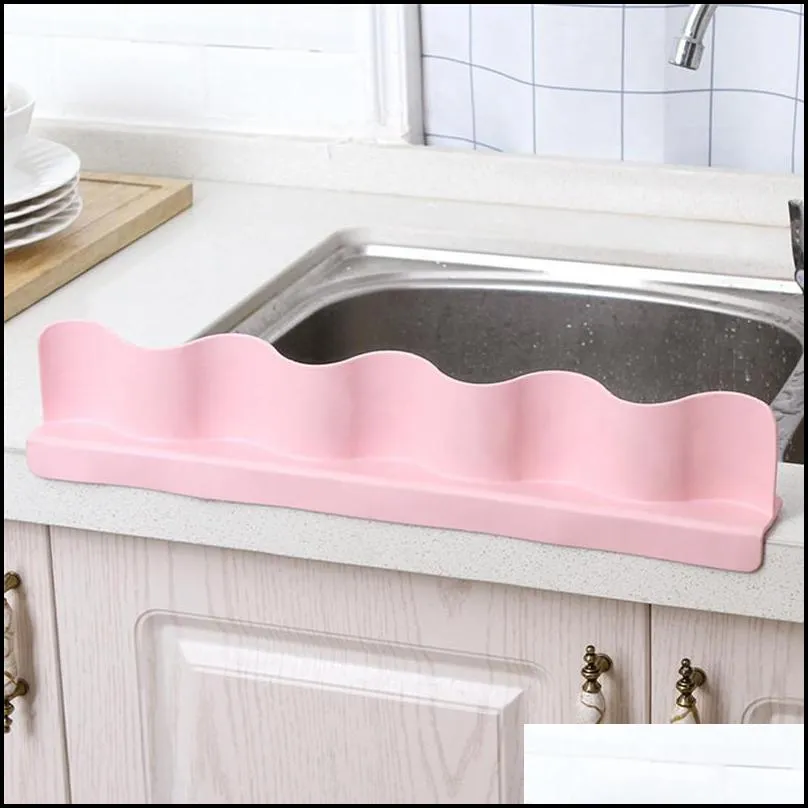 sink suction cup type water baffle splash guard water barrier oilproof splashproof baffle kitchen bathroom sink baffle