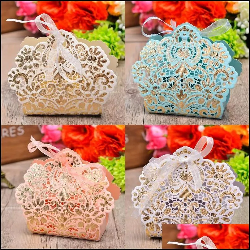 100pcs multi color laser cut hollow candy bags with ribbon wedding party favors gift boxes new wedding valentine candy bag