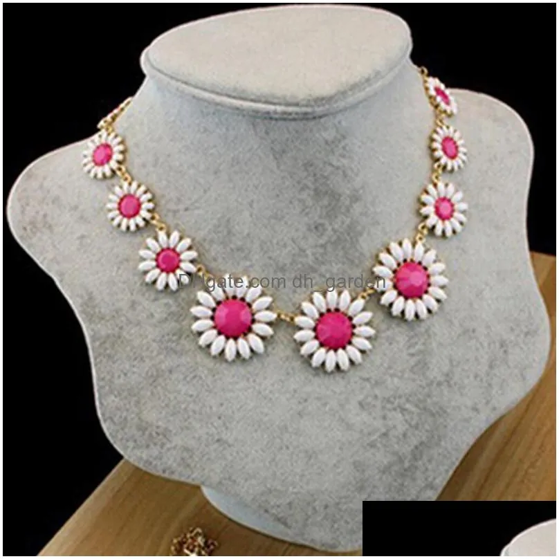 new fashion candy color flower chokers necklaces women beautiful daisy acrylic short necklaces pendants friend birthday gifts