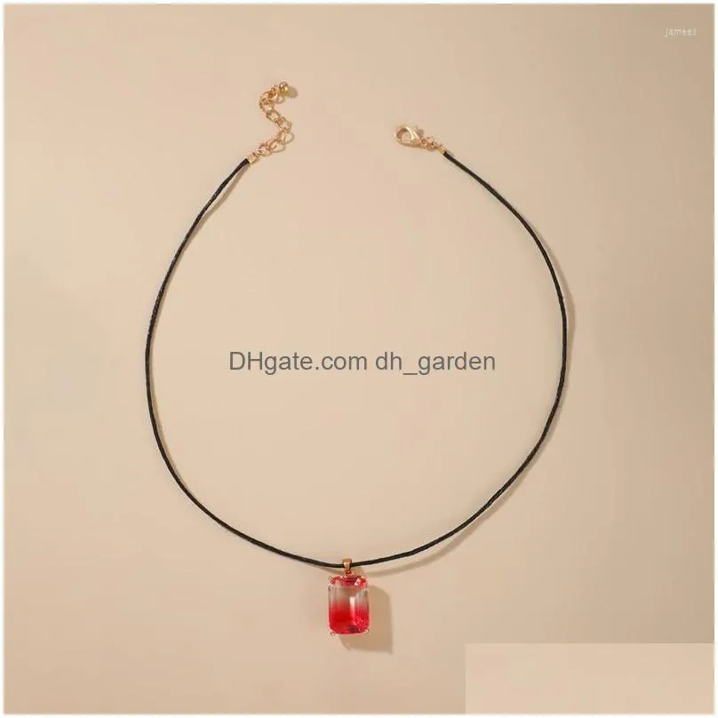 chains lovely strawberry pandent necklace for women fruits geometry metal choker girls party jewelry accessories 15891