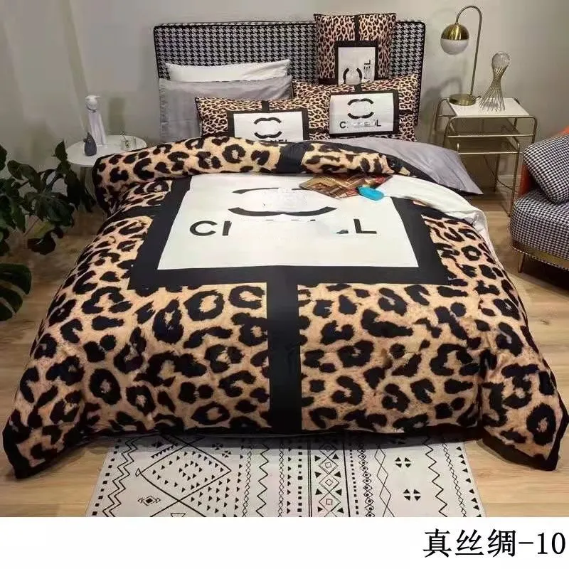 Tencel Four-piece Set Explosive Style Printed Washed Tencel Four-piece Set Can Be Naked Sleeping Bedding