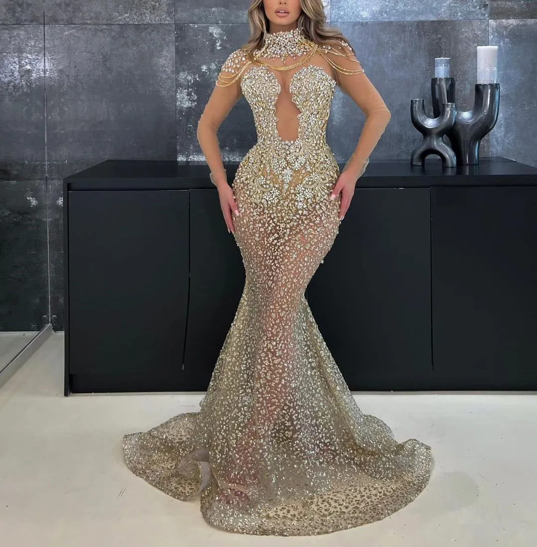 Gold Sexy Mermaid Evening Dresses Long Sleeves V Neck Halter Appliques Sequins Floor Length Hollow Detachable Train Diamonds Prom Dress Plus Size Gowns Party Dress