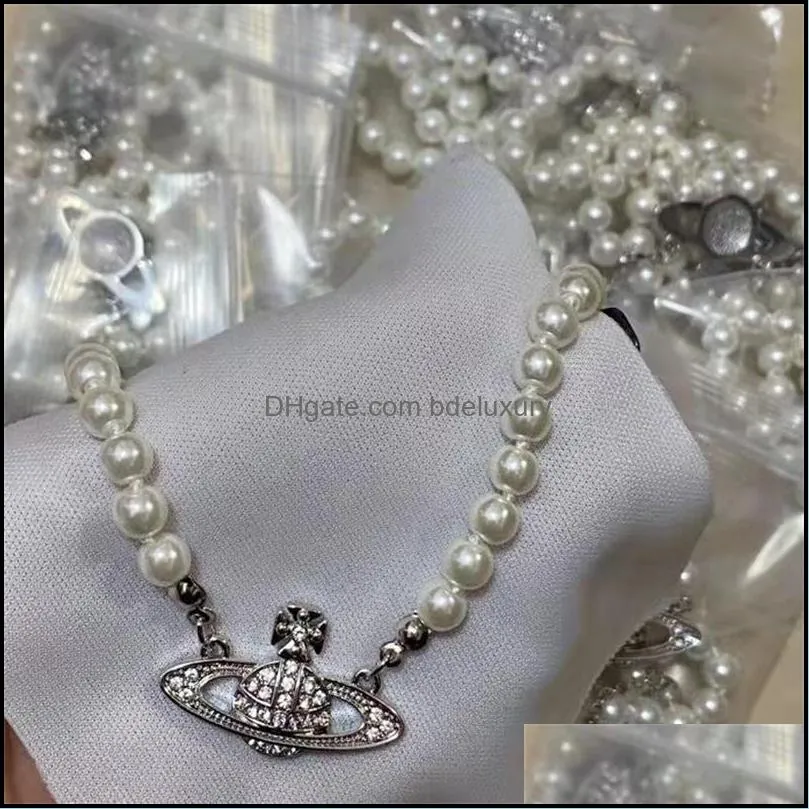 pearl necklace women designer design saturn beaded pendant ladies diamond pin necklaces high quality pearles necklace wedding party