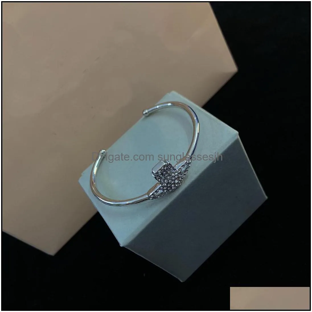 eternal love cuff bangle fashion designed color crystal diamonds planet brass bangles 18k gold plated womens ladies bracelets designer jewelry