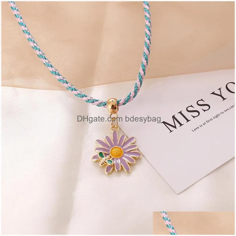 2020 bohemian cute daisy bee charms pendant necklace for women gilrs sunflower friendship necklace fashion jewelry