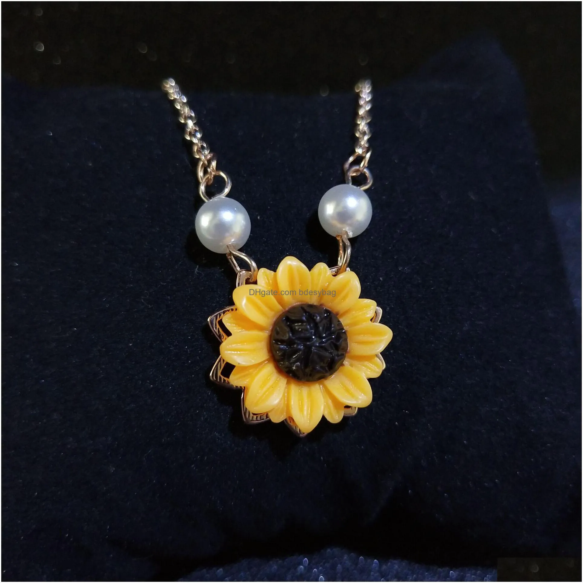 2020 new fashion sunflower leaf branch charm pendant necklace jewelry sweater necklace choker for gifts girls