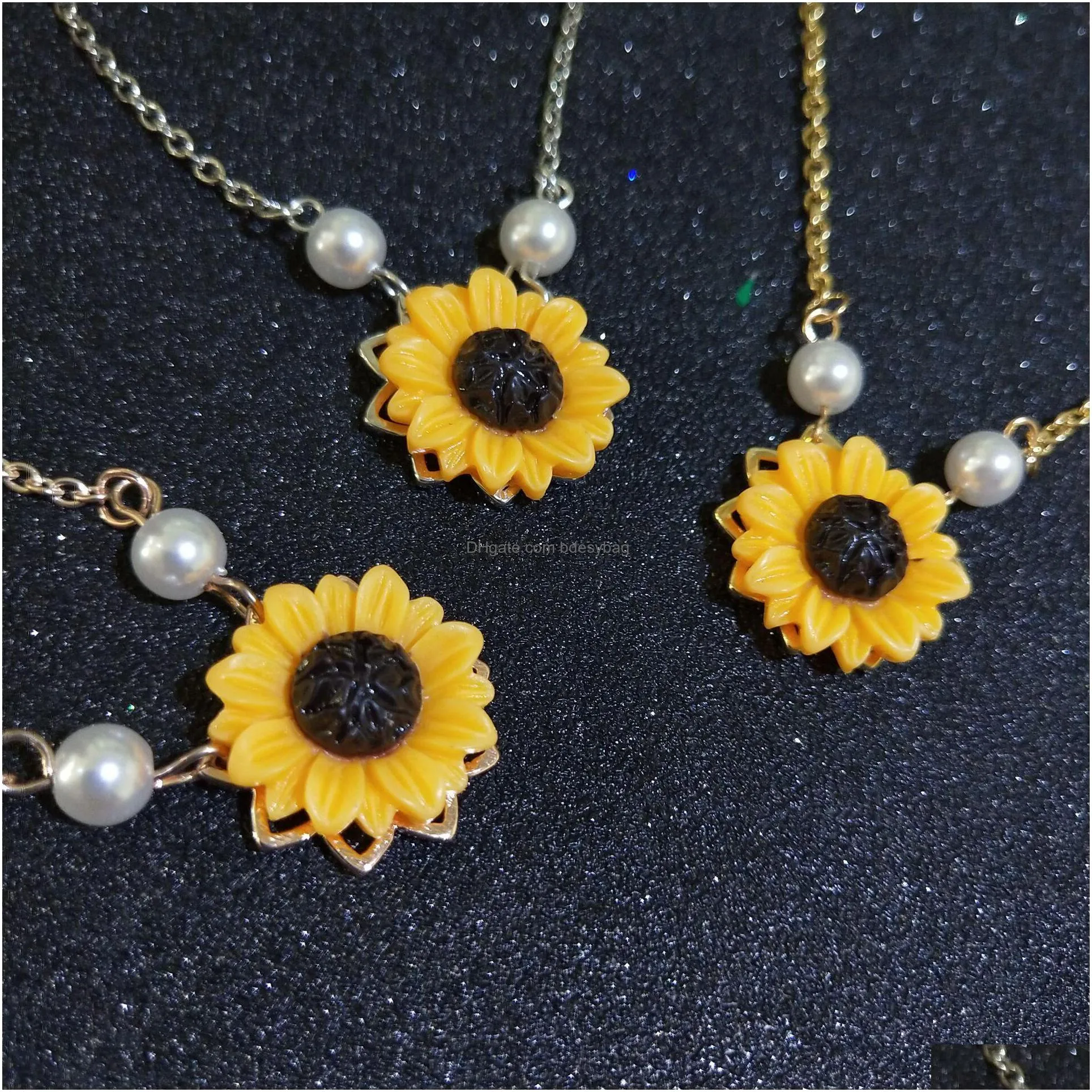 2020 new fashion sunflower leaf branch charm pendant necklace jewelry sweater necklace choker for gifts girls