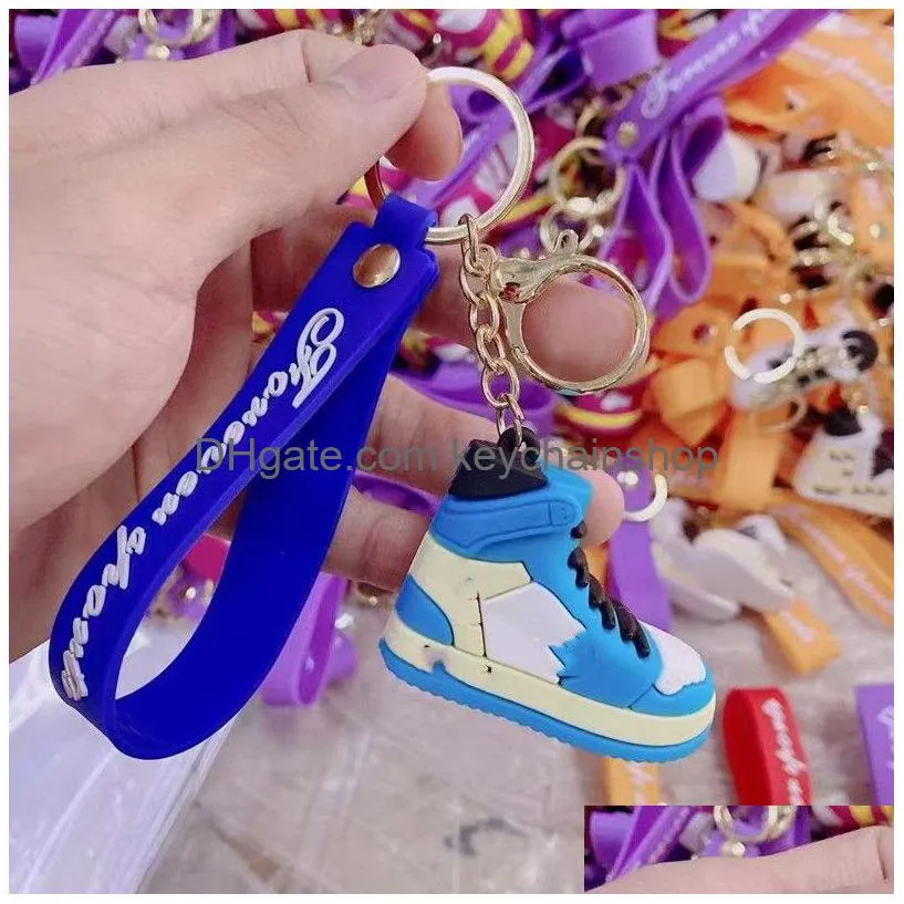 designer sneaker keychain birthday party gift silicone creative 3d sports shoes key ring bag pendant key decoration 7 colors