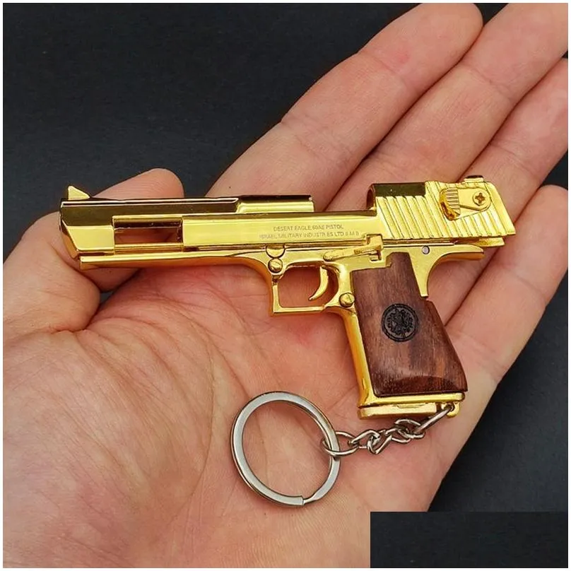 gold color desert  pistol toy gun miniature model wood handle keychain metal shell alloy birthday gift 1159
