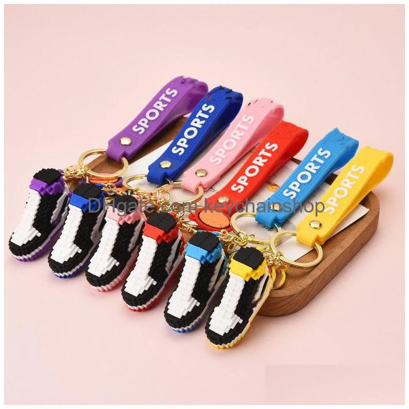 6 option designer sneaker keychains party gift trendy sport shoes key chain cute mini shoes keychain bag pendant popular accessories