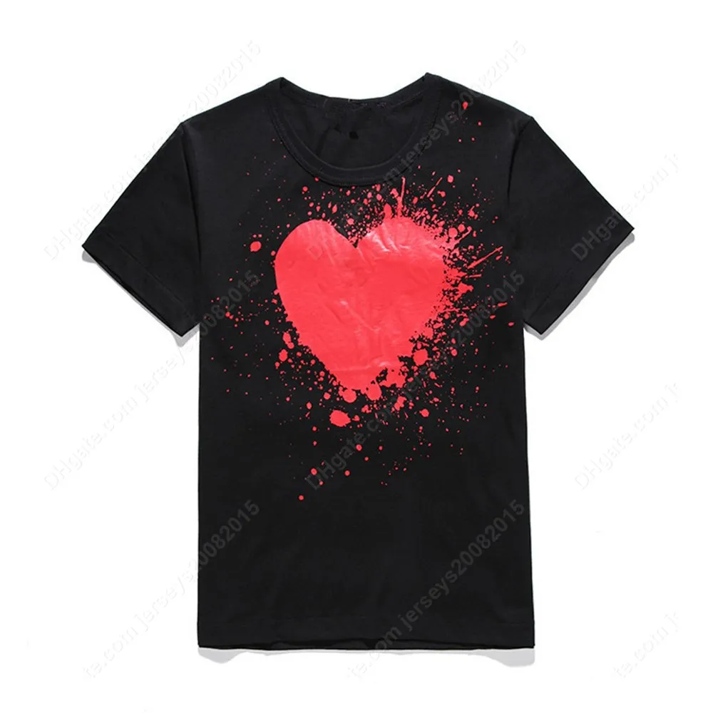 2023 mens T shirt designer t shirts love tshirts camouflage clothes graphic tee heart behind letter on chest Tees hip hop fun print shirts skin-friendly and breathable