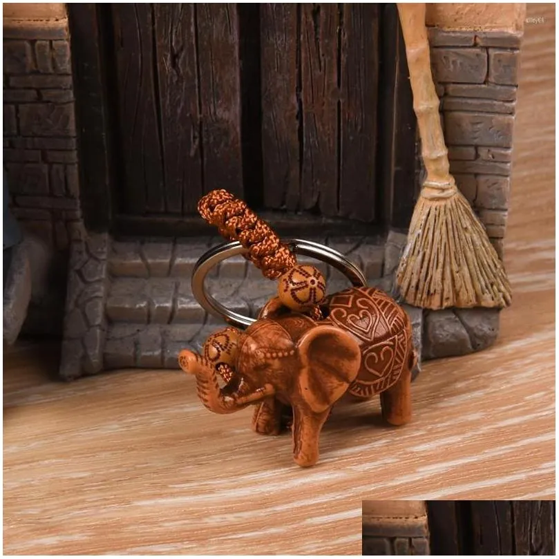 keychains retro woodcarving elephant key chain symbolizes wealth animal chains womens handbag car pendant pom diy handmade crafts