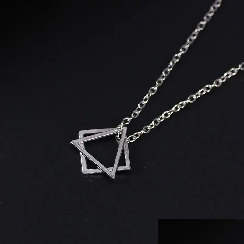 pendant necklaces simple necklace jewelry on the neck small kpop triangle women 2022 student vintage quadrilateral geometry