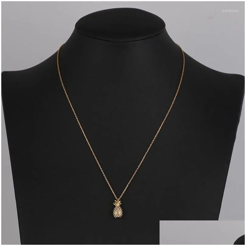 pendant necklaces european and american jewelry wholesale fashion golden pineapple texture full zircon clavicle chain female necklace