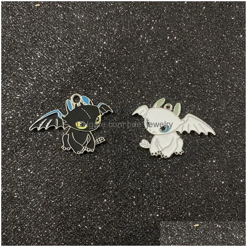  fashion cartoon black and white night evil double dragon necklace personality couple pendant simple sweater chain jewelry