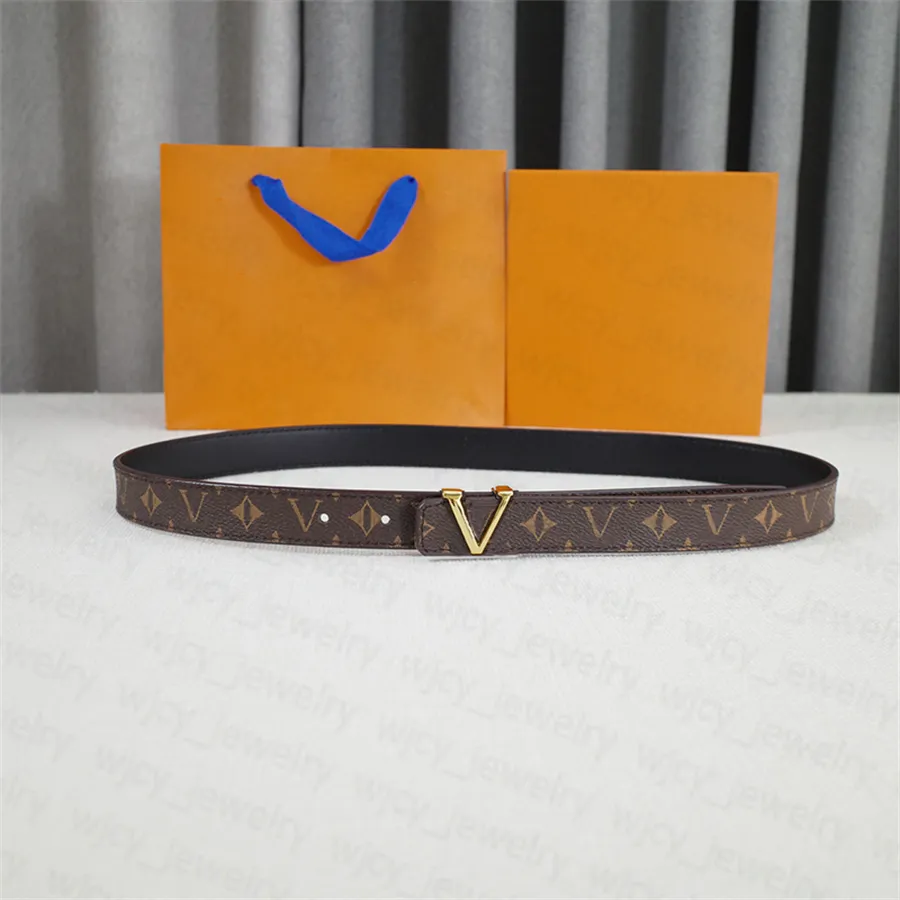 Woman Designer Belt Cowskin Width 2.5CM Belts Genuine  Classic Smooth Buckle Gold Sliver Color Brown Flower Letters Design