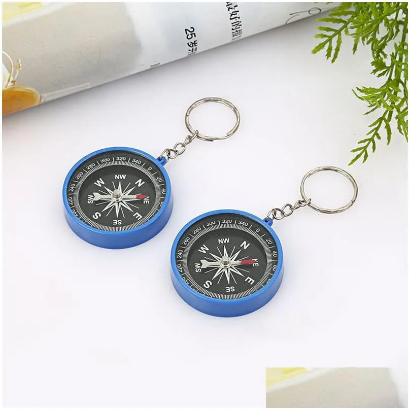 camping plastic compass party favor hiking navigation premium outdoor sports hiking pointer pointing guider keychain