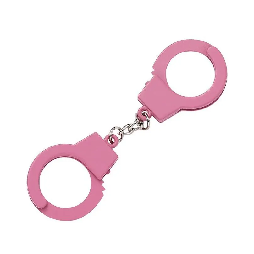 creative simulation handcuffs keychain metal keychain bag pendant keyring