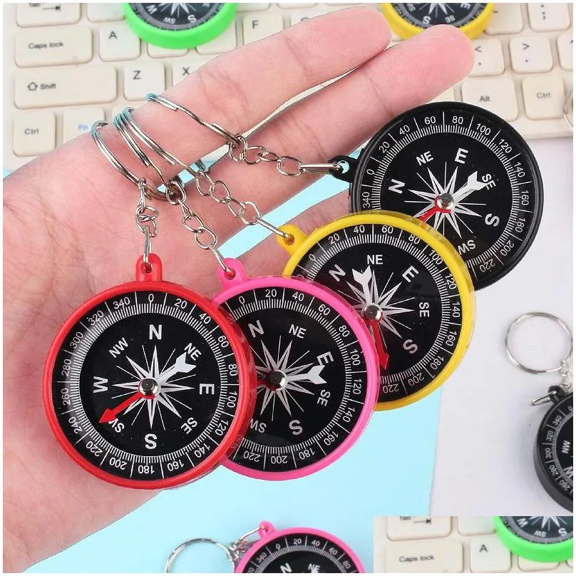 camping plastic compass party favor hiking navigation premium outdoor sports hiking pointer pointing guider keychain