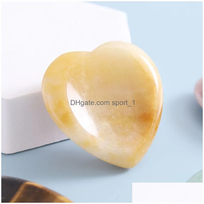 natural heart crystal stone party favor thumb massage stone energy yoga healing gemstone craft gift 40mm