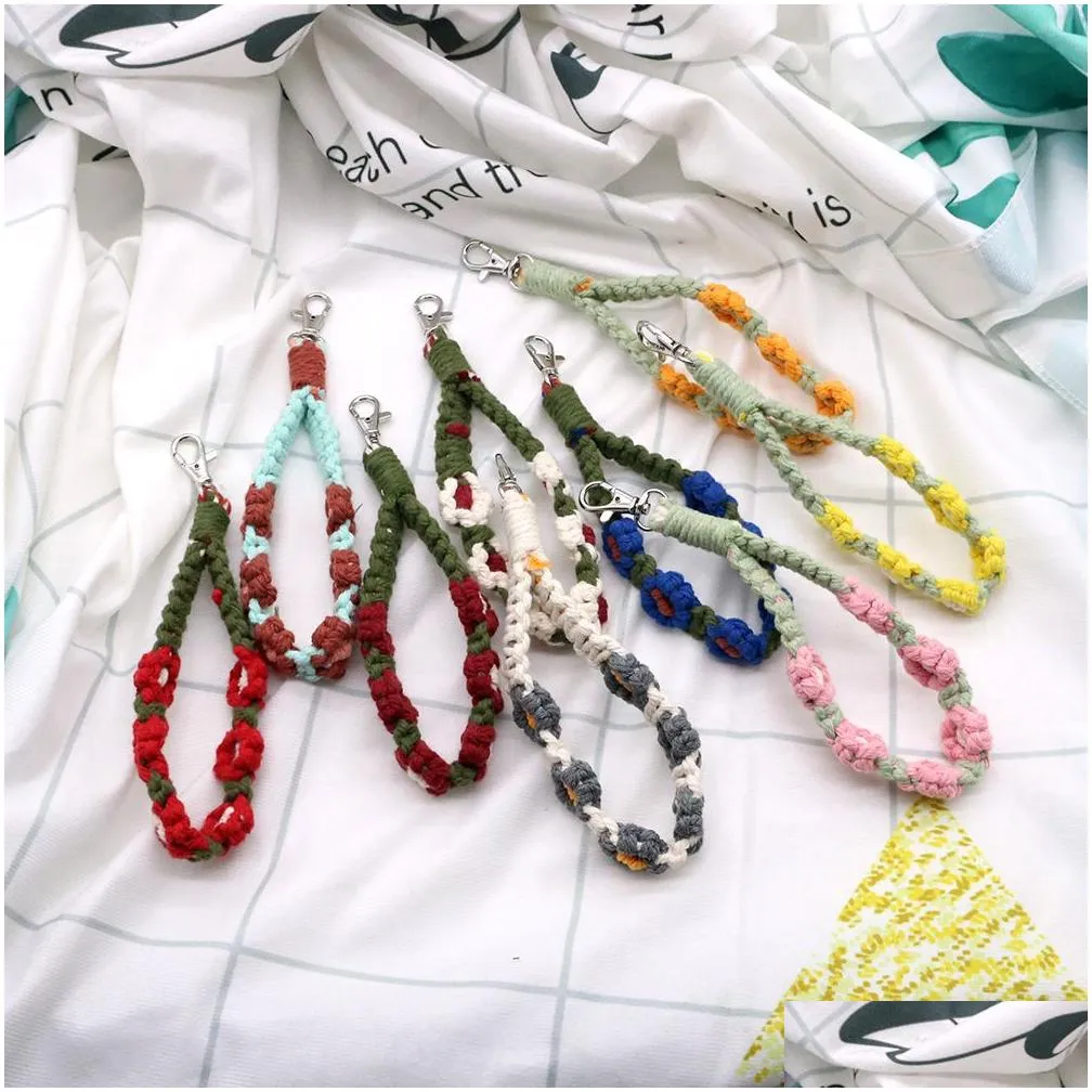 boho flower wrist keychain keyring cotton thread hand woven keychains pendant fashion jewelry key chain