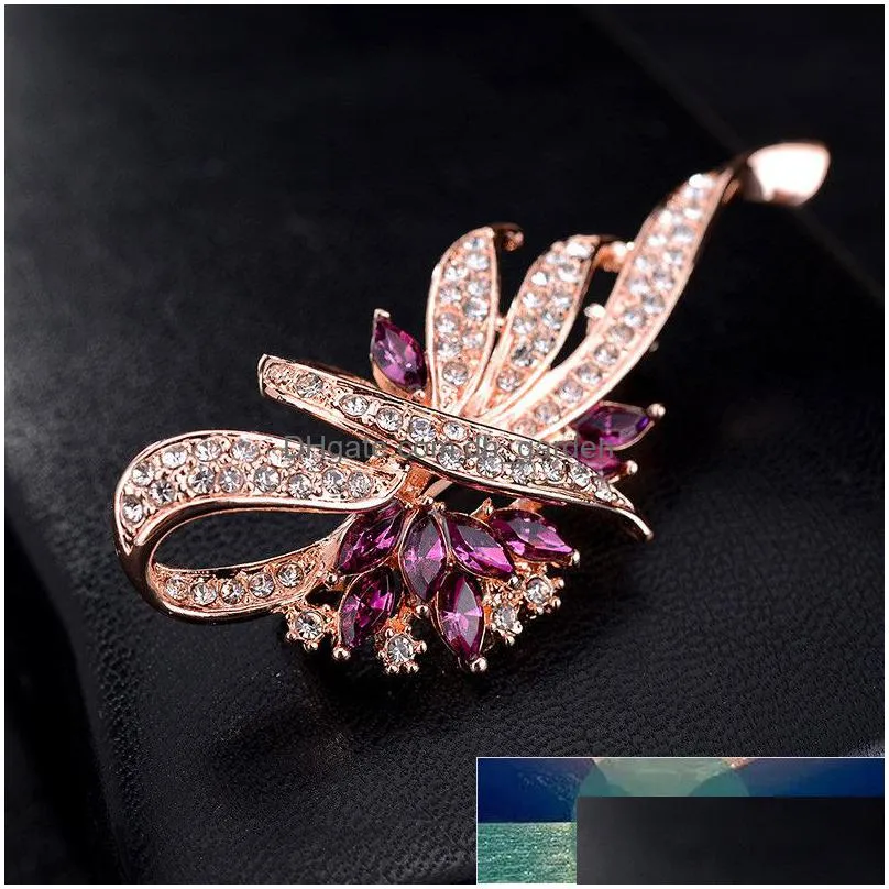 new female crystal stone brooch classic rose gold color party brooches for women dainty bridal flower love wedding brooch factory price expert design quality