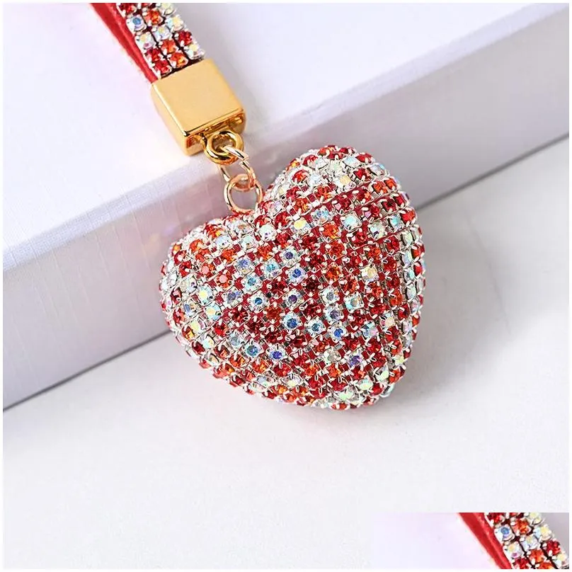 diamond heart keychains peach heart rhinestone keychain ladies bag pendant festive fashion accessories keyring