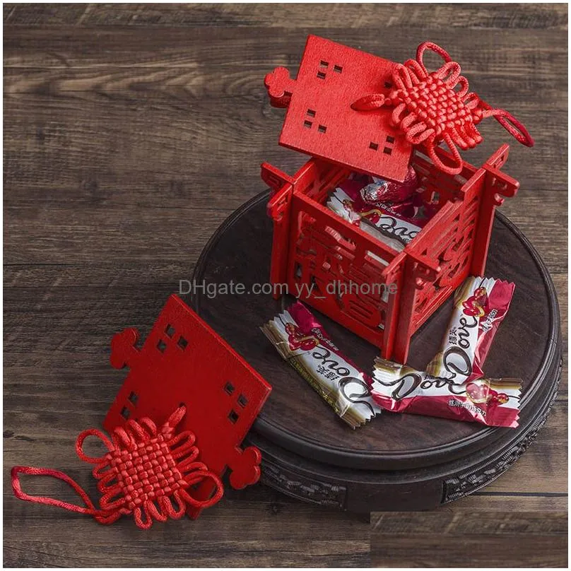 lantern candy box party favor chinese red wooden hollow portable gift boxes wedding gift packaging