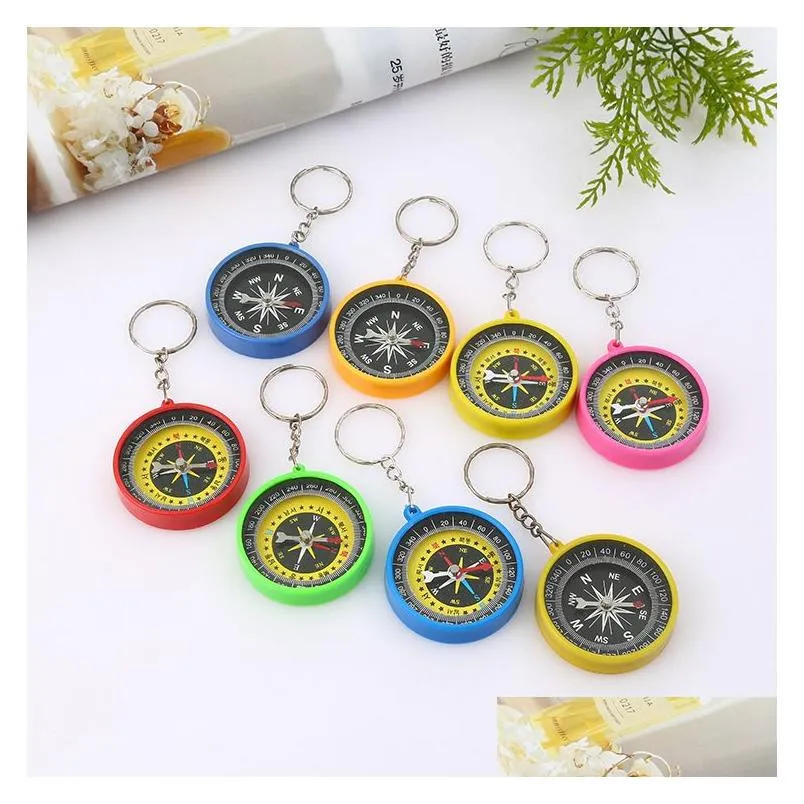 camping plastic compass party favor hiking navigation premium outdoor sports hiking pointer pointing guider keychain