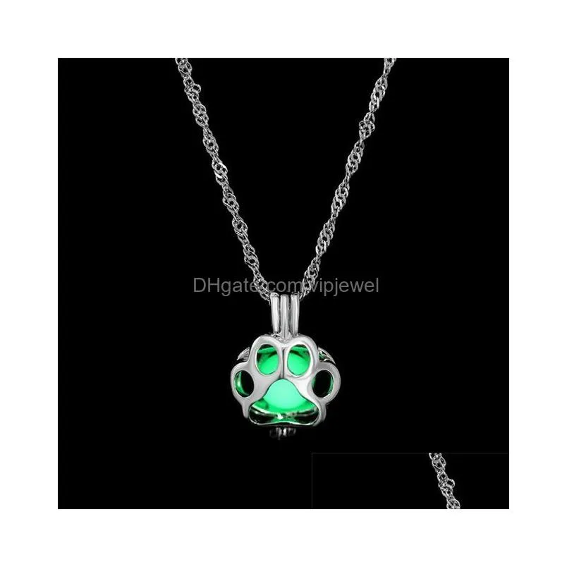 3 colors in night glowing dog paw pendant necklace for women fashion luminous pendants jewelry halloween necklace