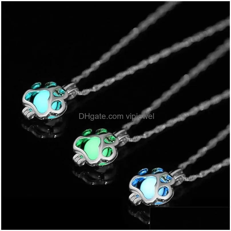 3 colors in night glowing dog paw pendant necklace for women fashion luminous pendants jewelry halloween necklace