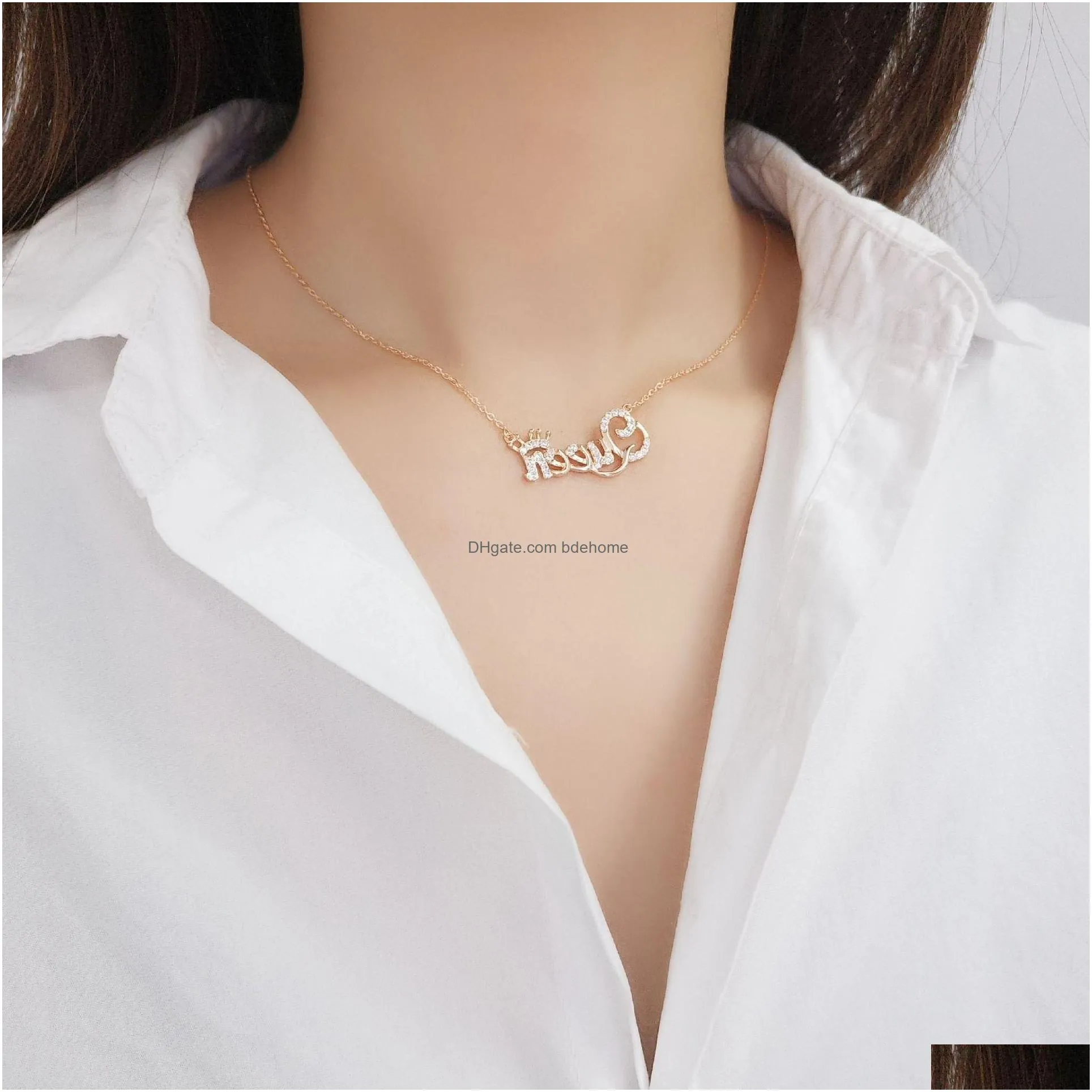 elegant letter queen pendant necklace gold silver rose gold rhinestone clavicle chain necklaces for women lady jewelry gift