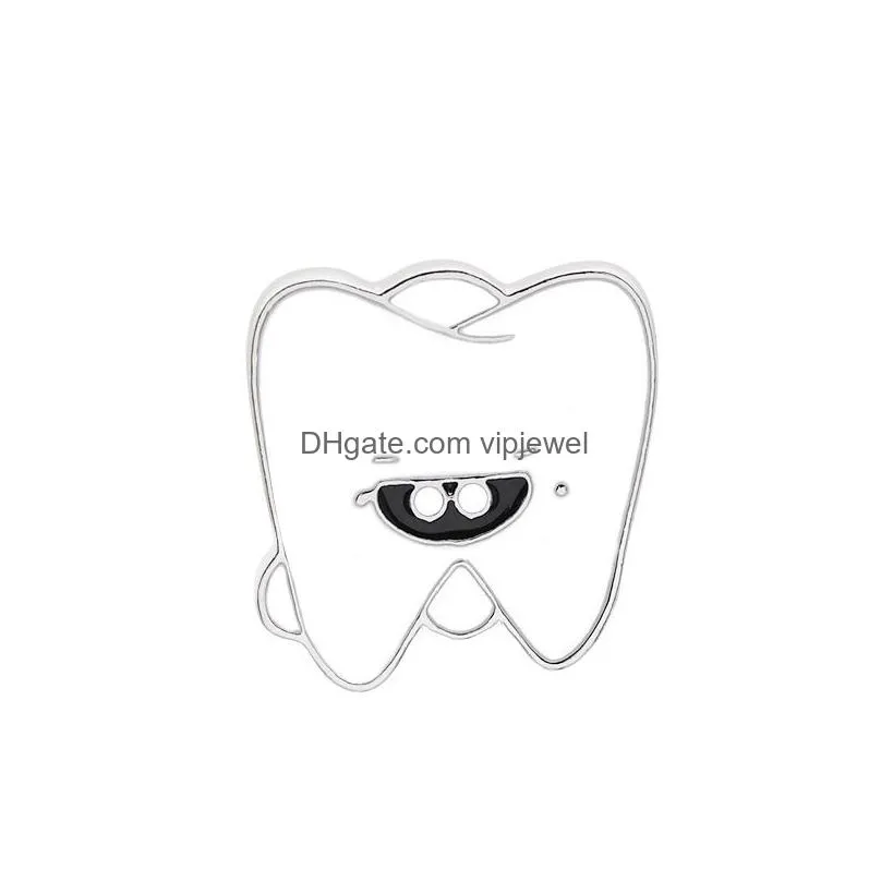 cute cartoon smile teeth brooch for boys lapel pin hat/bag pins denim shirt creative enamel pin brooch jewelry gifts for dentist