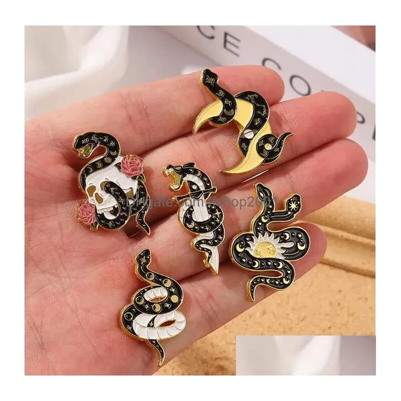 black snake men brooches pin for women fashion dress coat shirt demin metal funny brooch pins badges backpack gift jewelry