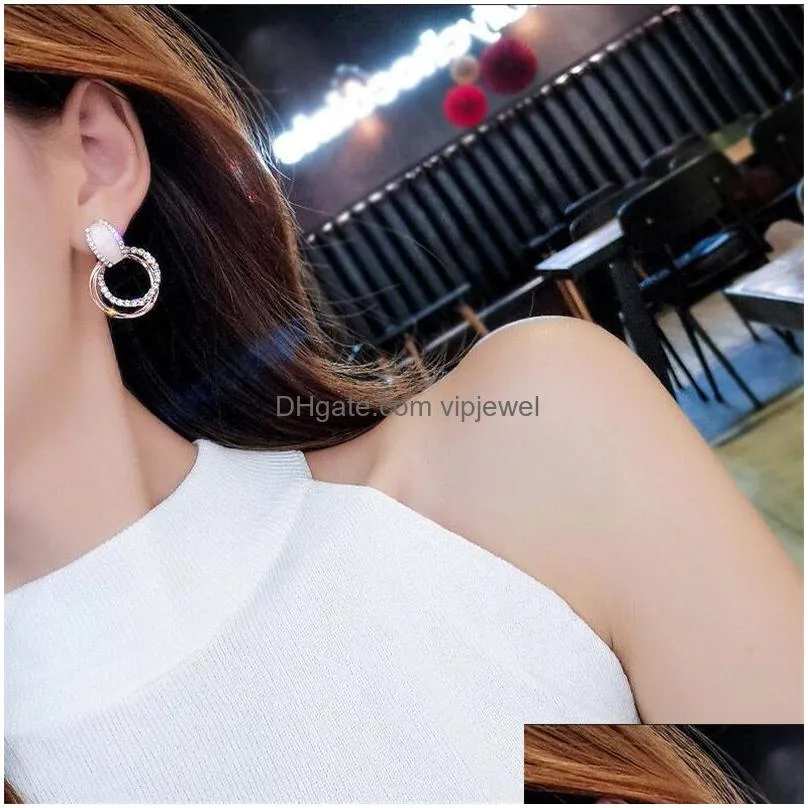 shiny crystal hoop earrings for women 3 layer crystal circle earring 2019 design jewelry highgrade gold and silver wedding party