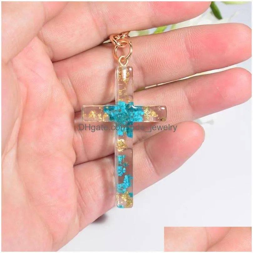 keychains creative cross charms resin filling dried flowers key holder for women souvenir gift car keyring accessories