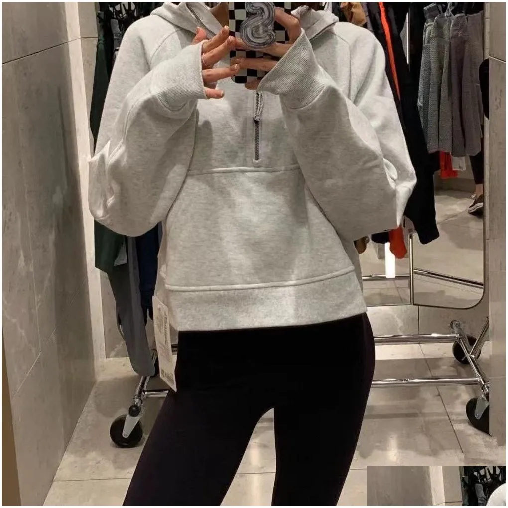 Women`s Autumn Hoodies Sweatshirt Yoga Suit Jacket Ladies Sport Half Zipper Thick Loose Short Style with Fleece