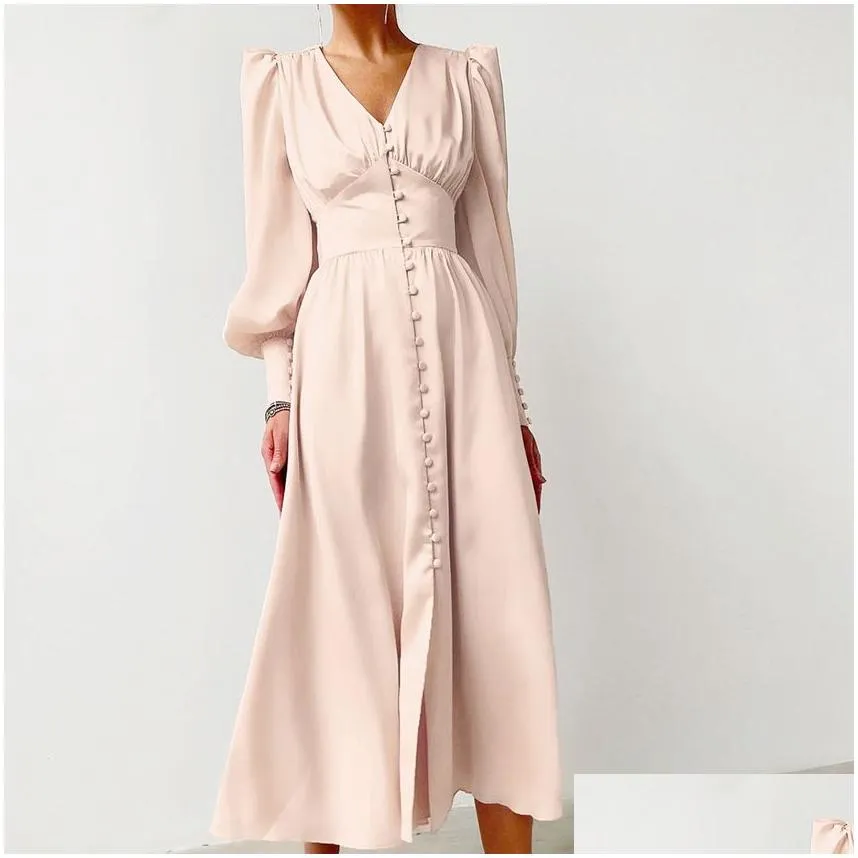 Women`s European and American long skirts V-neck 2023 autumn and winter selling foreign trade satin palace waist retro dress women