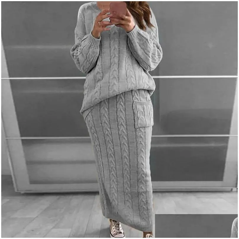 Women`s Tracksuits 2021 Neue Knitted Sweater And Skirt Two Piece Set Women Autumn Slim Crop Tops Skirts 2 Sets Womens Outfits1