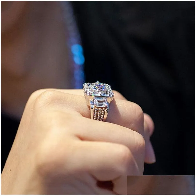 Wedding Rings Top Sell Sparkling Luxury Jewelry Male 925 Sterling Sier T Princess Cut Moissanite Diamond Party Eternity Men Wedding Ba Dhmf0