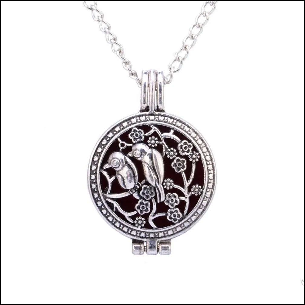 locket necklace exquisite and hollowing alloy phase box aromatherapy necklaces