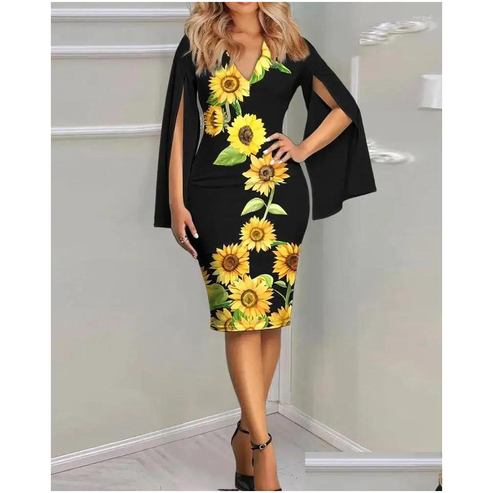 Casual Dresses 2023 Women`s A-line Skirt Temperament Flare Sleeves Sexy Fashion V-neck Elegant Commuter Print Dress