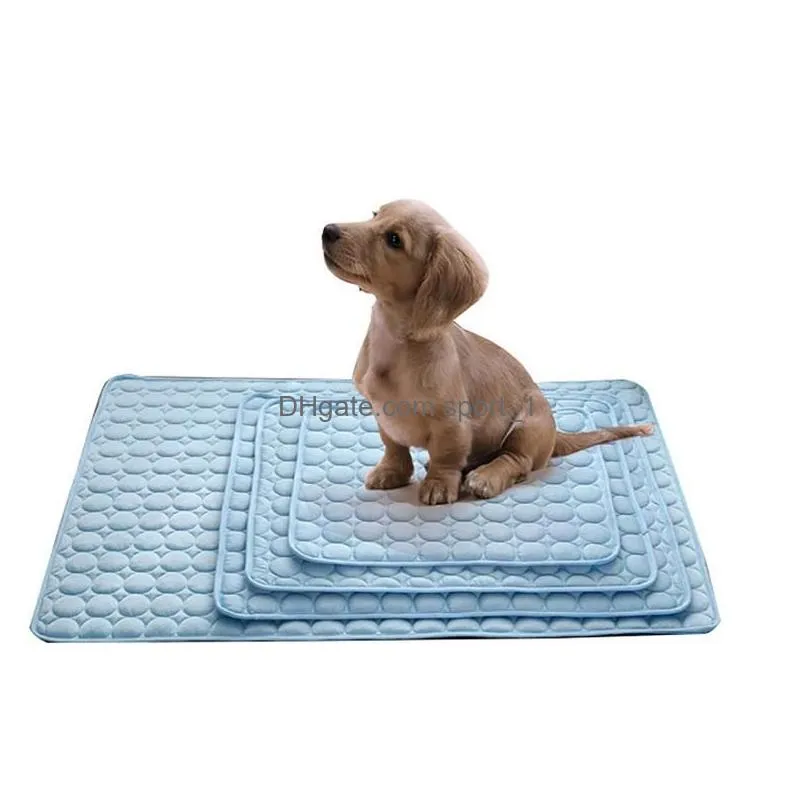 kennels pens 2021 summer cooling mats blanket ice pet dog bed sofa portable tour camping yoga sleeping for dogs cats accessories