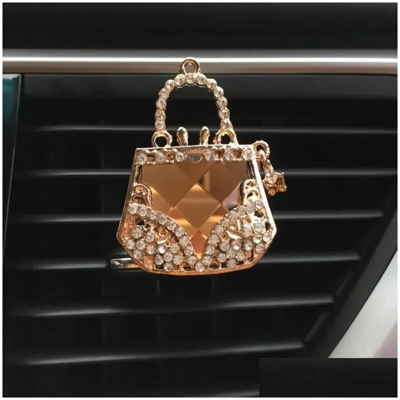 Car Decor Diamond Purse Car Air Freshener Auto Outlet Perfume Clip Scent Diffuser Bling Crystal Accessories Women Girls1