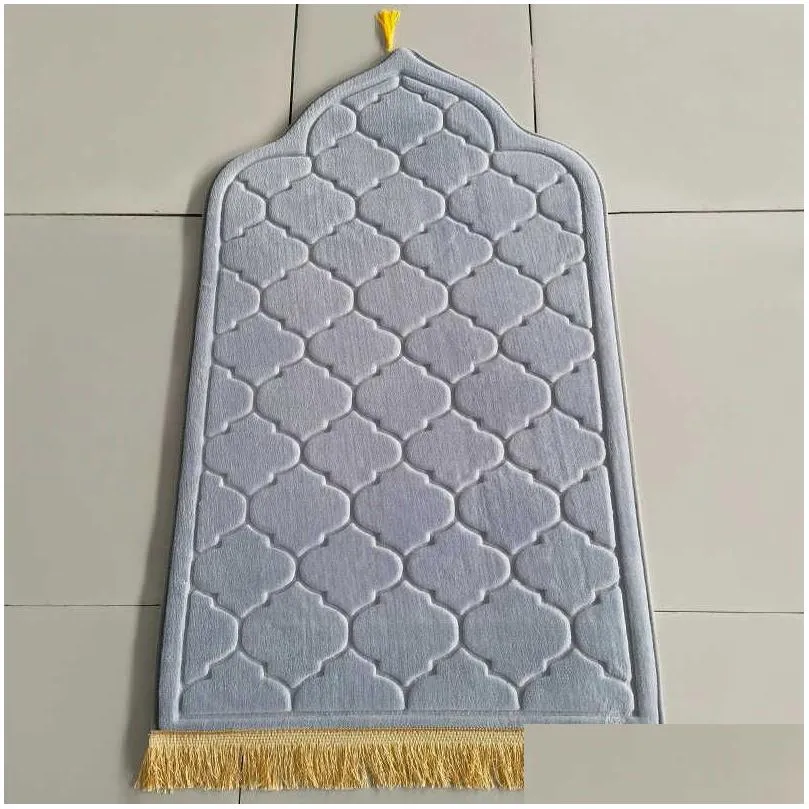 Carpets Flannel Embossed Worship Blanket Irregular Prayer Mat Solid Color Thickened Special-shaped Worship Pad 65X110CM W0310