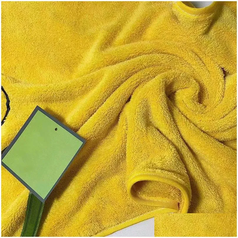 2022 Designer Bath Towel Set Coral Velvet Fashion Towels Face Towels Luxury Unisex Absorbent Men Womens Wash Cloths G Towel 2208171D