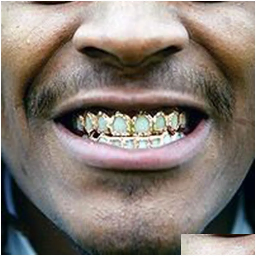 18K Real Gold Diamond Hollow Teeth Grillz Dental Mouth Iced Out Fang Grills Braces Tooth Cap Vampire Full Diamond Punk Hip Hop Rapper Jewelry for Men Women