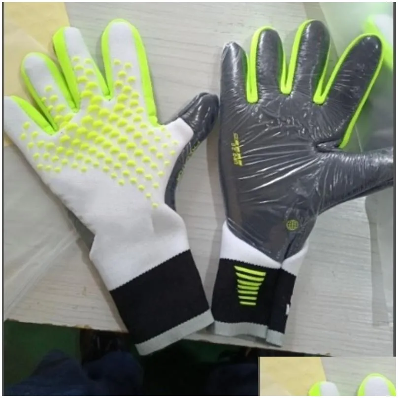 Sports Gloves Goalkeeper Gloves for Football Training Latex Wear-resistant Goalie Gloves Children Adults Soccer Match Accessory Sports Gloves