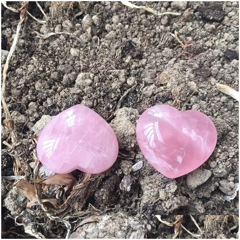 Natural Rose Quartz Heart Shaped Pink Crystal Carved Palm Love Healing Gemstone Lover Gife Stone Crystal Heart Gems